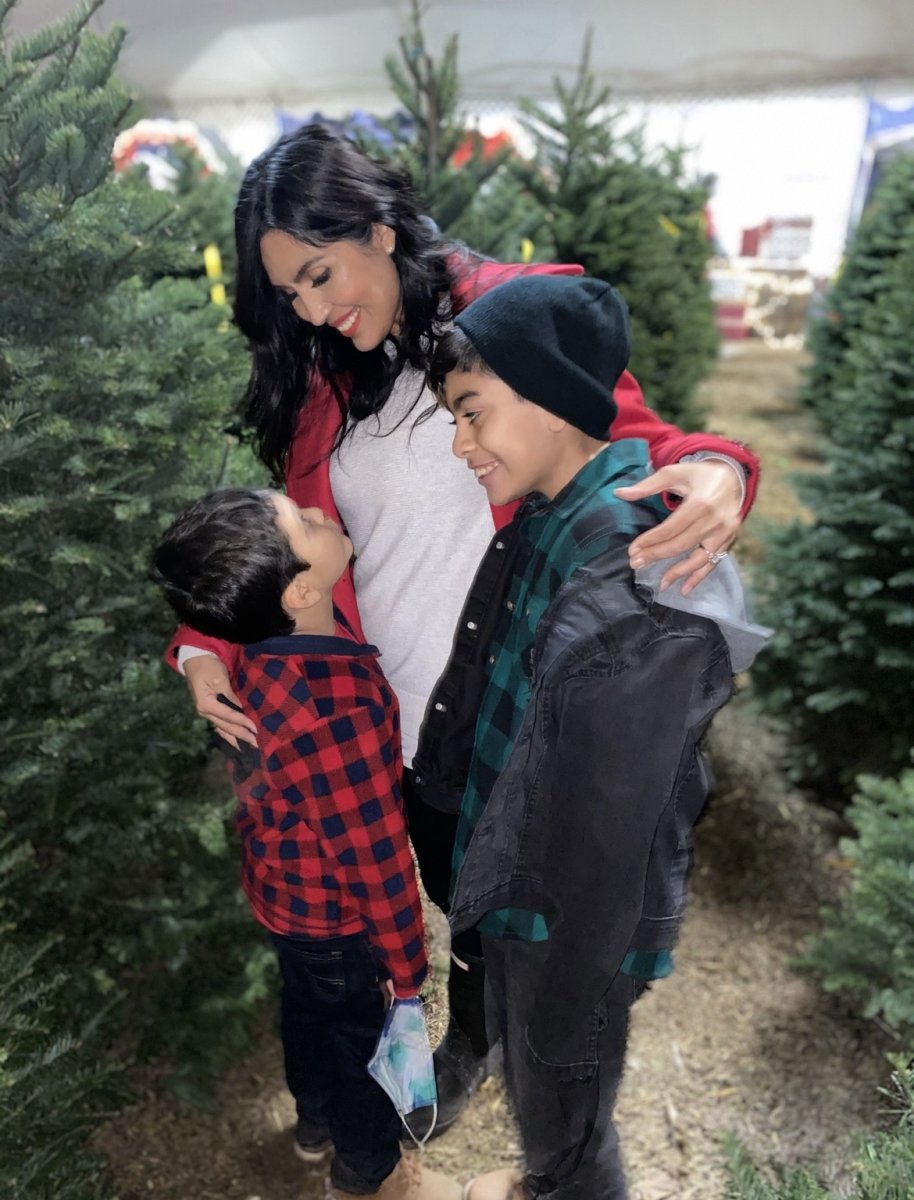 Frosty's Forest Christmas Trees Lots in Yorba Linda, Chino Hills